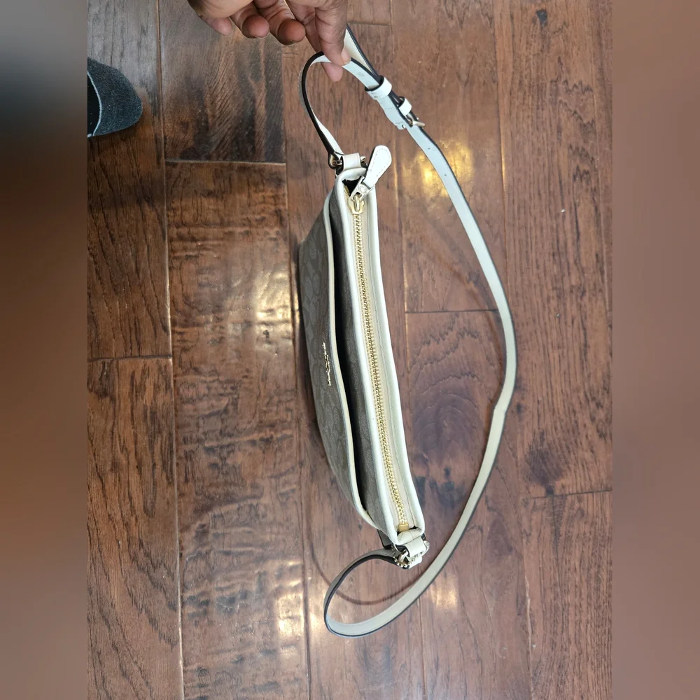 Coach F29210 Signature Leather Shoulder Bag Beige White Crossbody - Picture 7 of 10